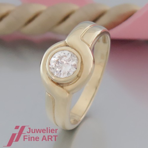 Anello solitario con - -,